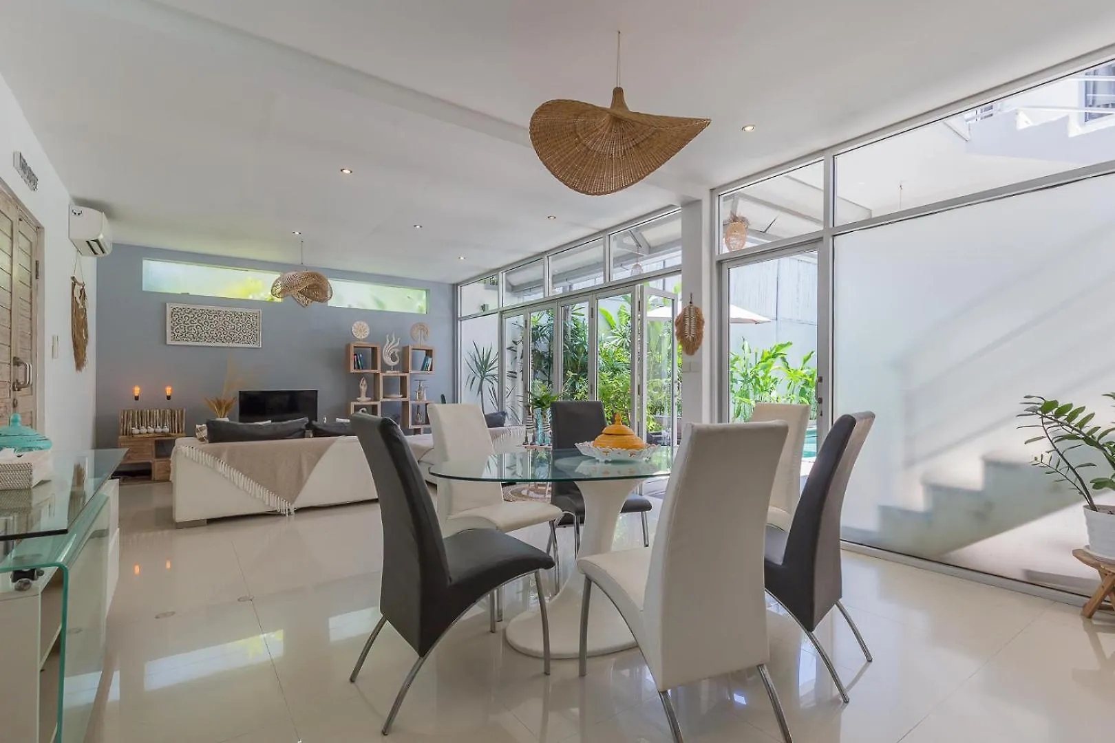Cosy 3 Bedroom Villa With Private Pool In Seminyak