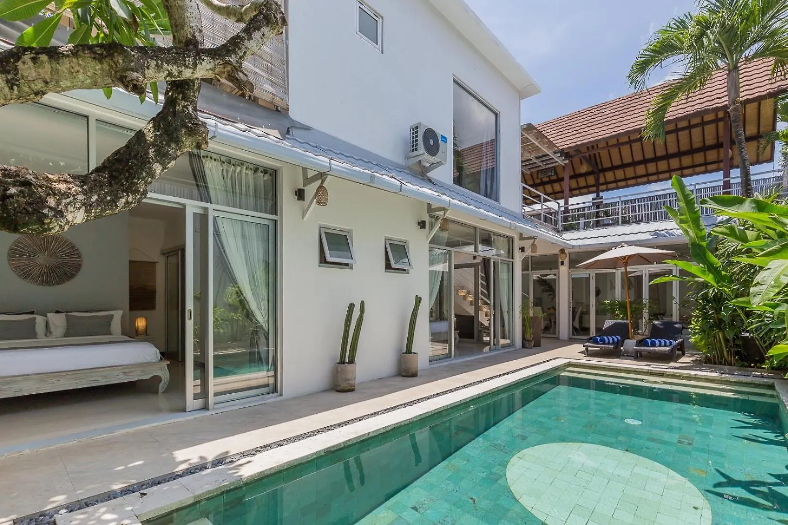 Cosy 3 Bedroom Villa With Private Pool In Seminyak