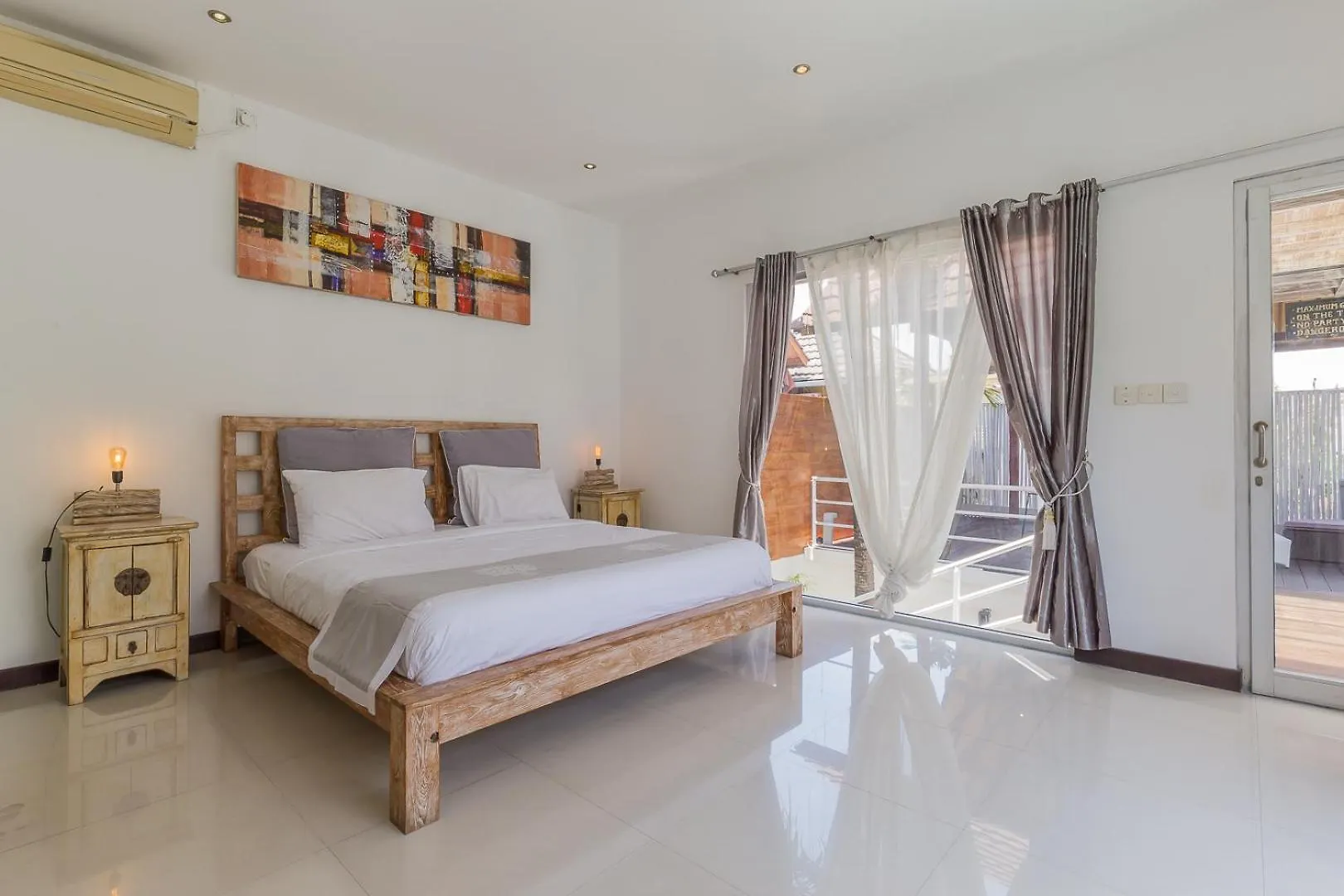 Cosy 3 Bedroom Villa With Private Pool In Seminyak